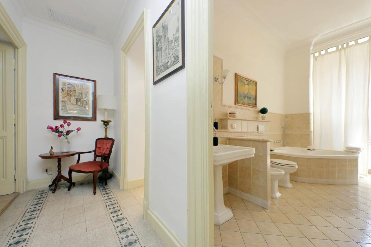 Divine Vatican View Apartment โรม ภายนอก รูปภาพ