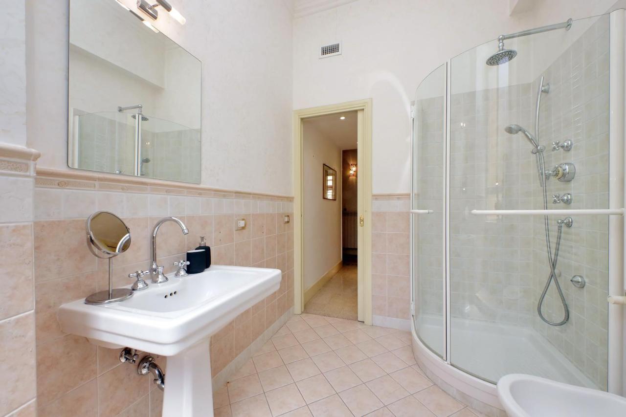 Divine Vatican View Apartment โรม ภายนอก รูปภาพ