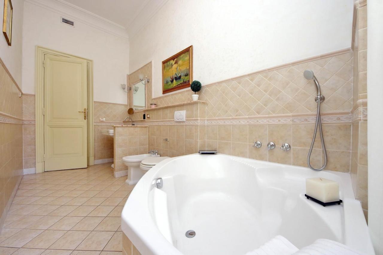 Divine Vatican View Apartment โรม ภายนอก รูปภาพ